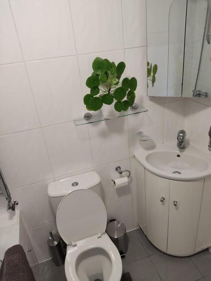 Cosy In Great Surroundings * London
